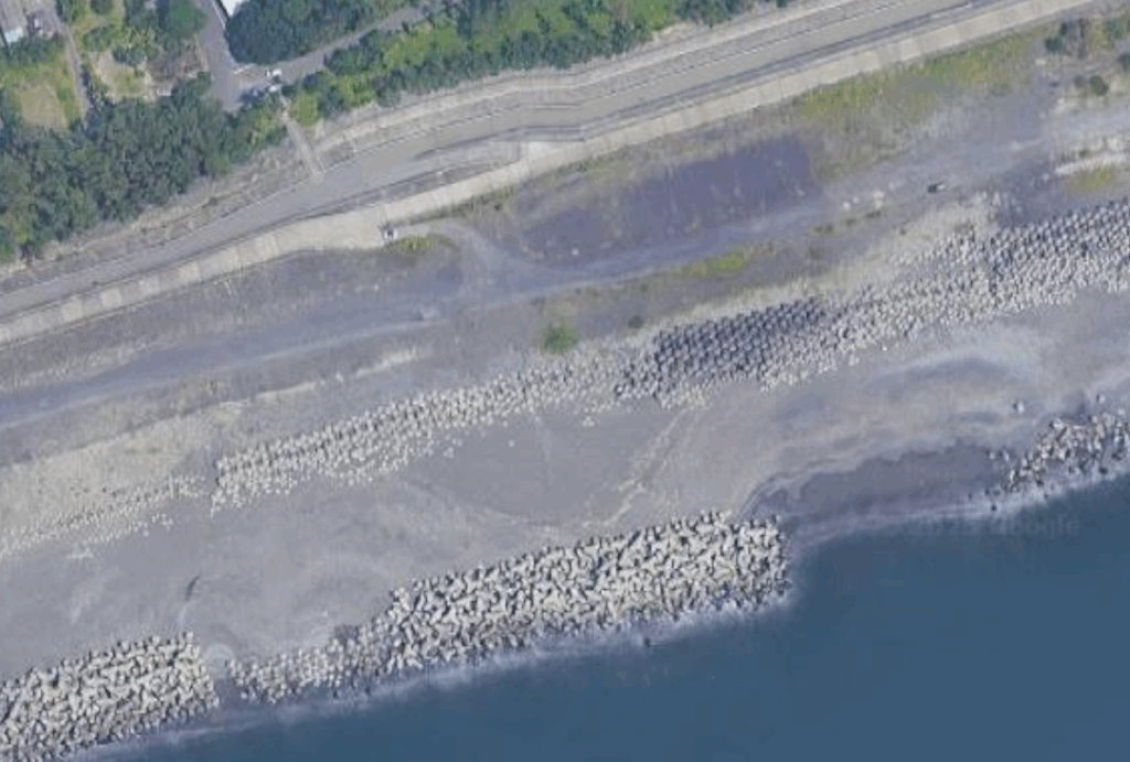 富士市の浜の釣り場