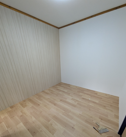 クッションフロアを貼ると一気に部屋感が出る