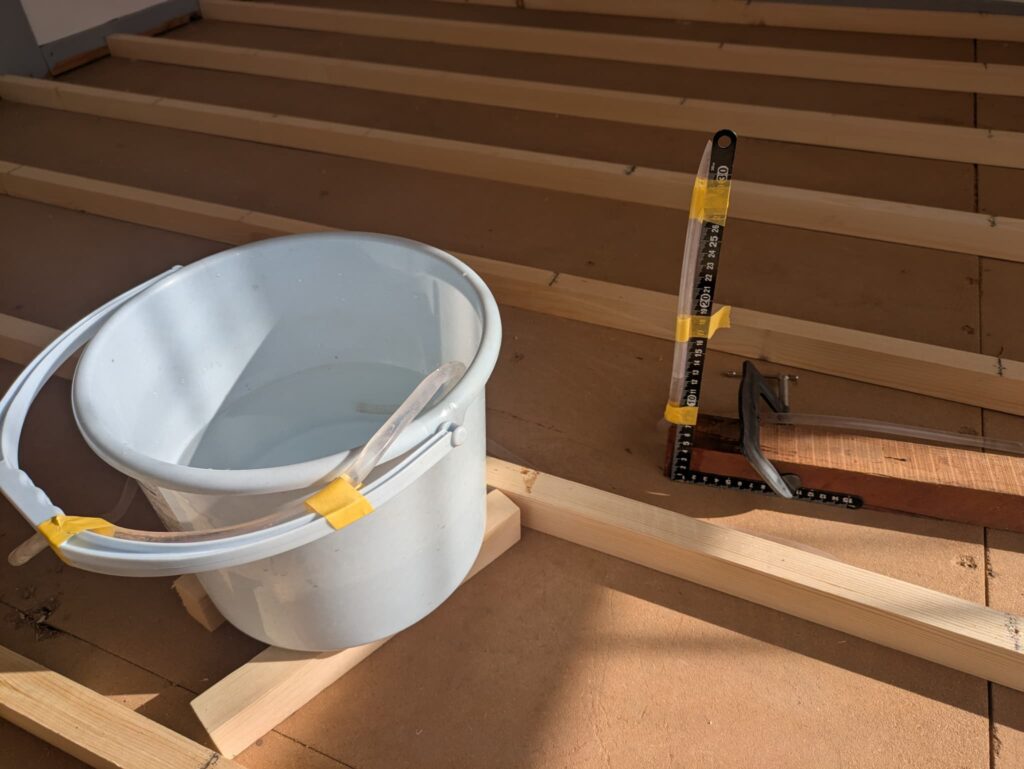 DIYで、レーザー墨だし器を使わないで水平を出す道具