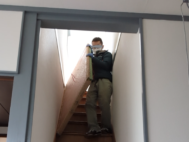 2階から安全に畳を下す方法